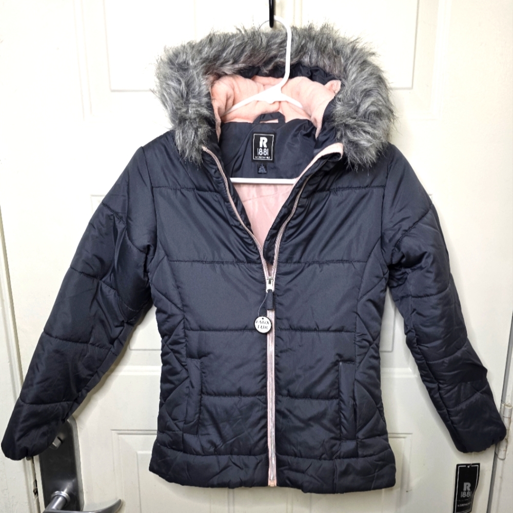 NWT Rothschild's Girls Jacket Faux Fur Gray And Pink Size‎ 14 (L)